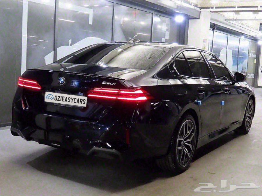 بي ام دبليو 2024 BMW 520 M kit63162975907586111