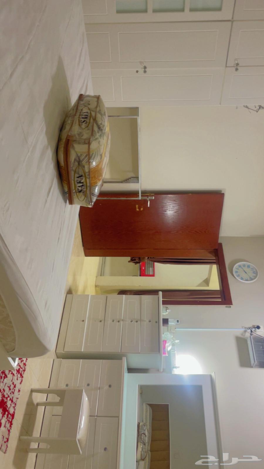 شقة مفروشة ضمن بيت عائلي بالنعيرية62995398440451114