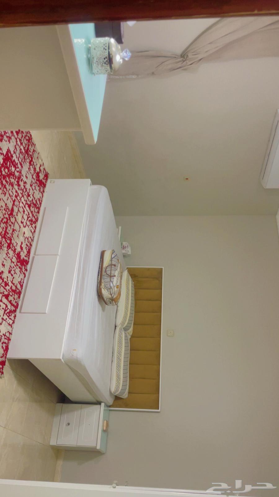 شقة مفروشة ضمن بيت عائلي بالنعيرية62995398440451113