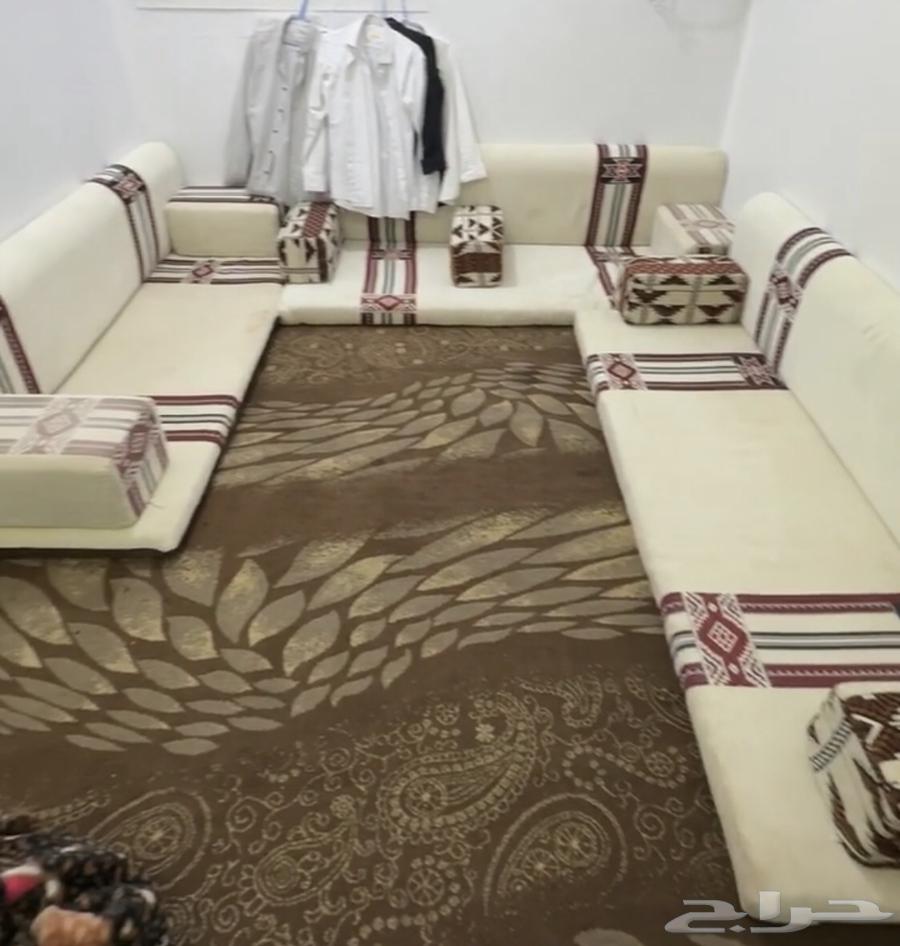 Complete furniture for bachelors, including a sofa set, single bed, wardrobe, and toilet.63342786216962112