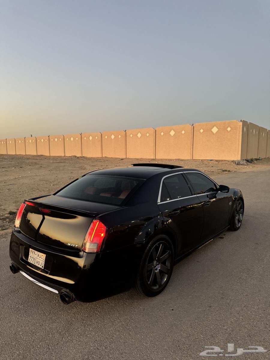 كلايسلر srt63615980701954112