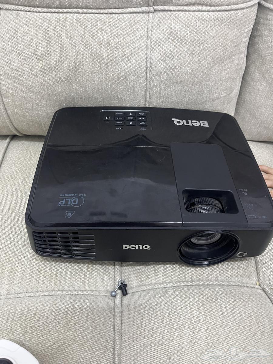 عدد 2 بروجكتر63336973699586113