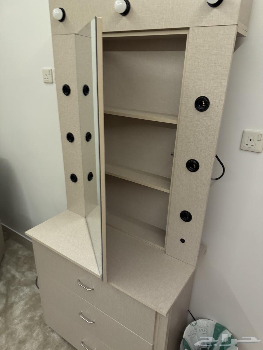 تسريحة مكياج مع انارة63614921095426113