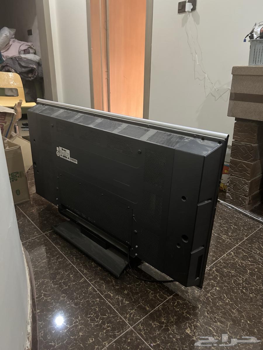 شاشة من شركة KMC63336492268930111