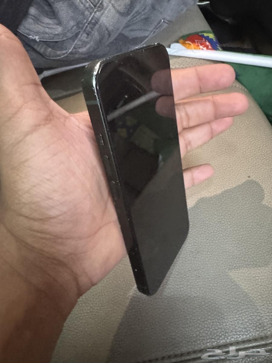 آيفون 1363332449135618112