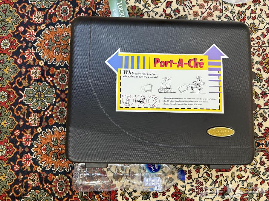 suitcase63407176421763111
