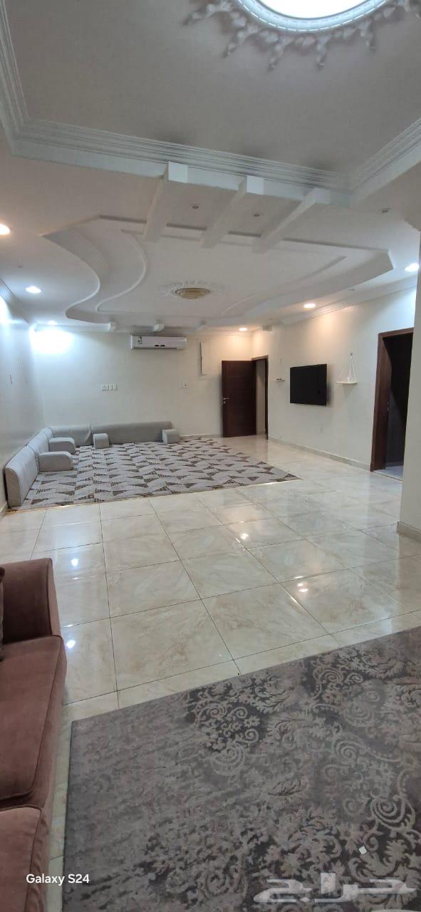 للبيع عمارة دور وثلاث شقق وملحق62918282023811112