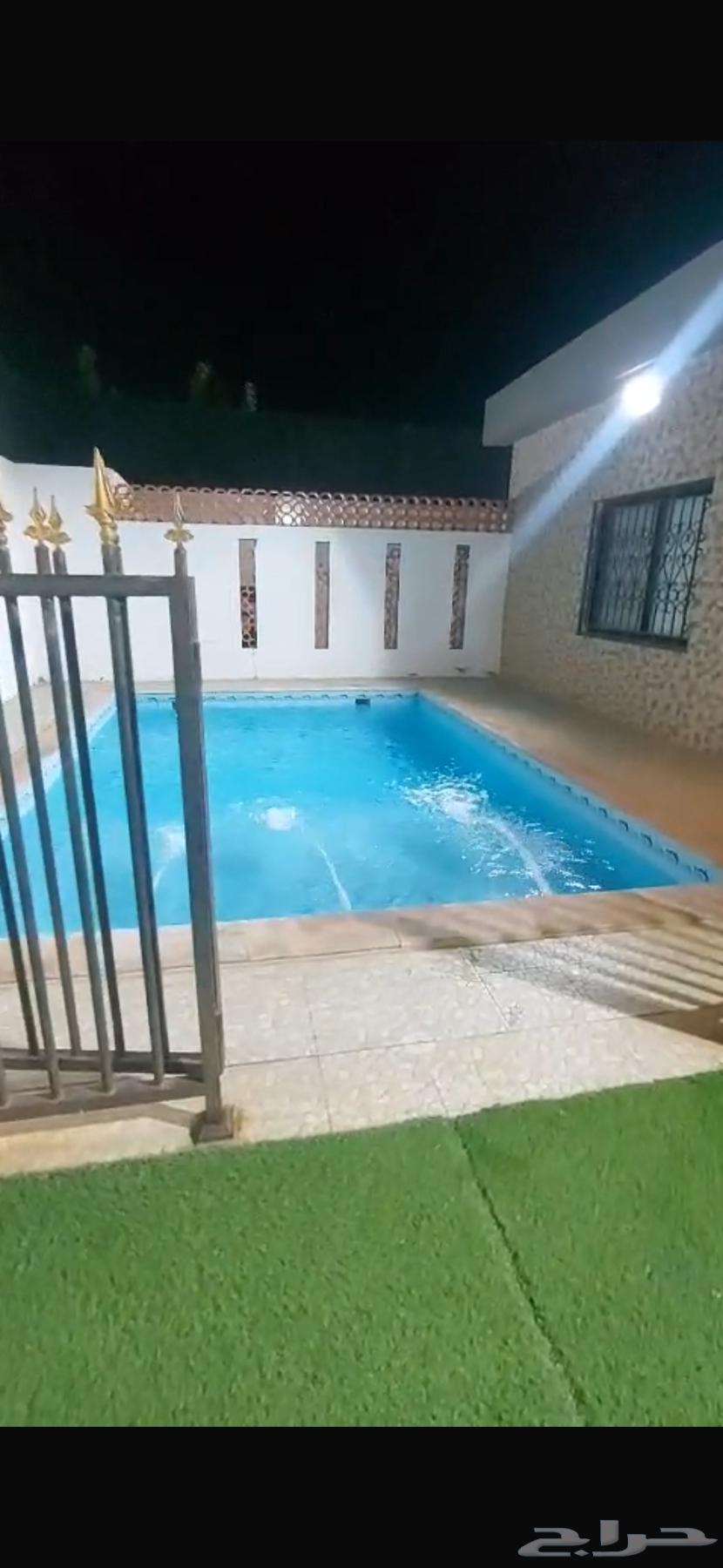 شاليه مون قسمين مسبحين 500 قسم 30062922030466305111