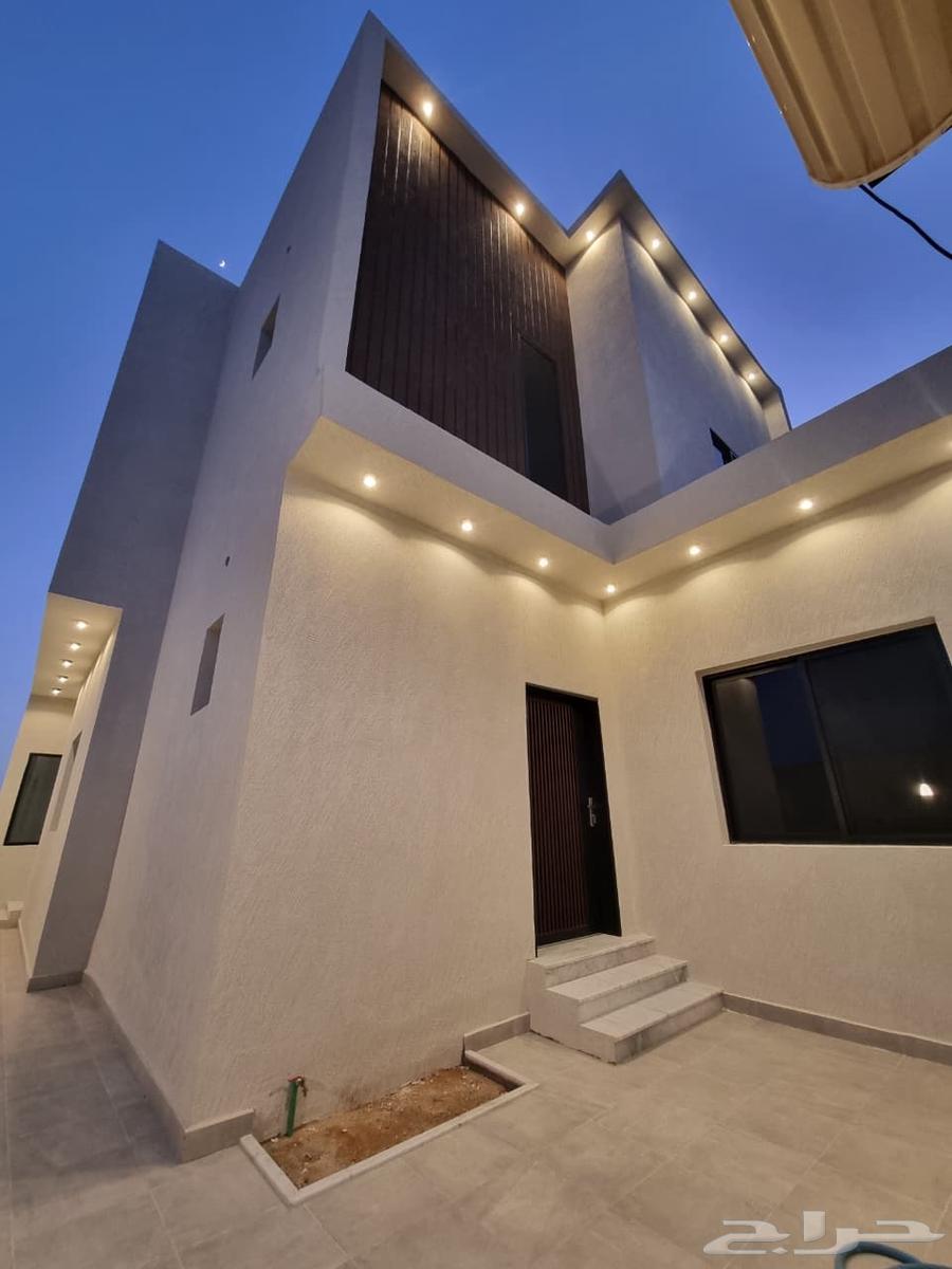 للبيع دورين مفصولات بصك واحد بحي الرحاب شمال بريده63330820507395111
