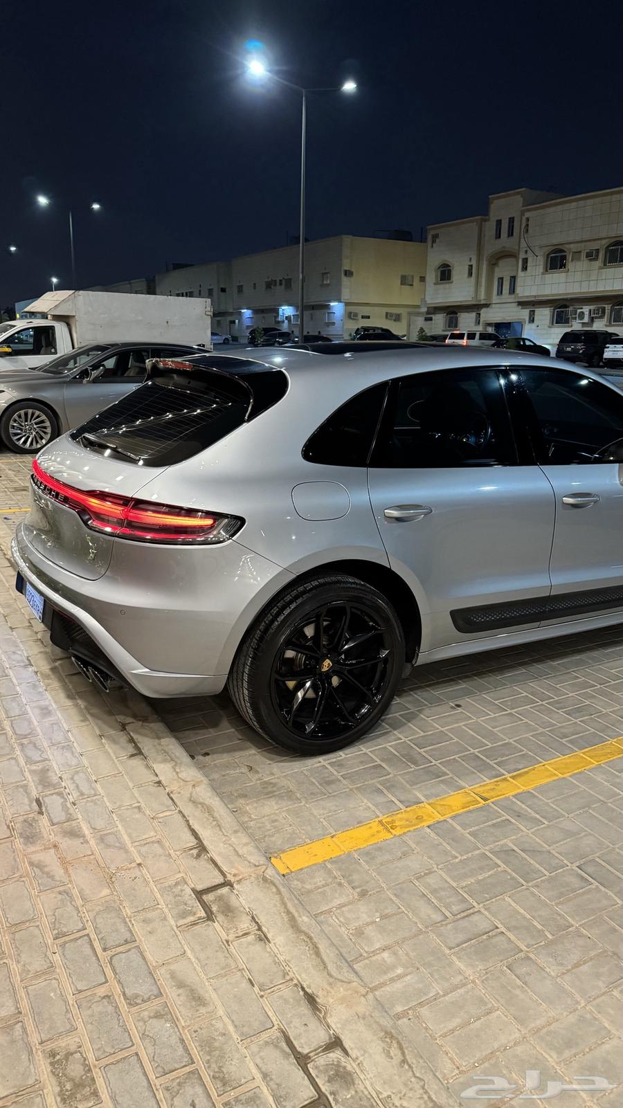بورش ماكان 202263005138728707114