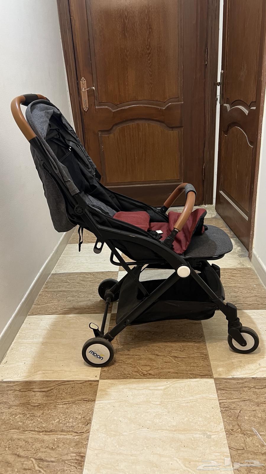 Black and red kids' Arabic cabin63329630466433110
