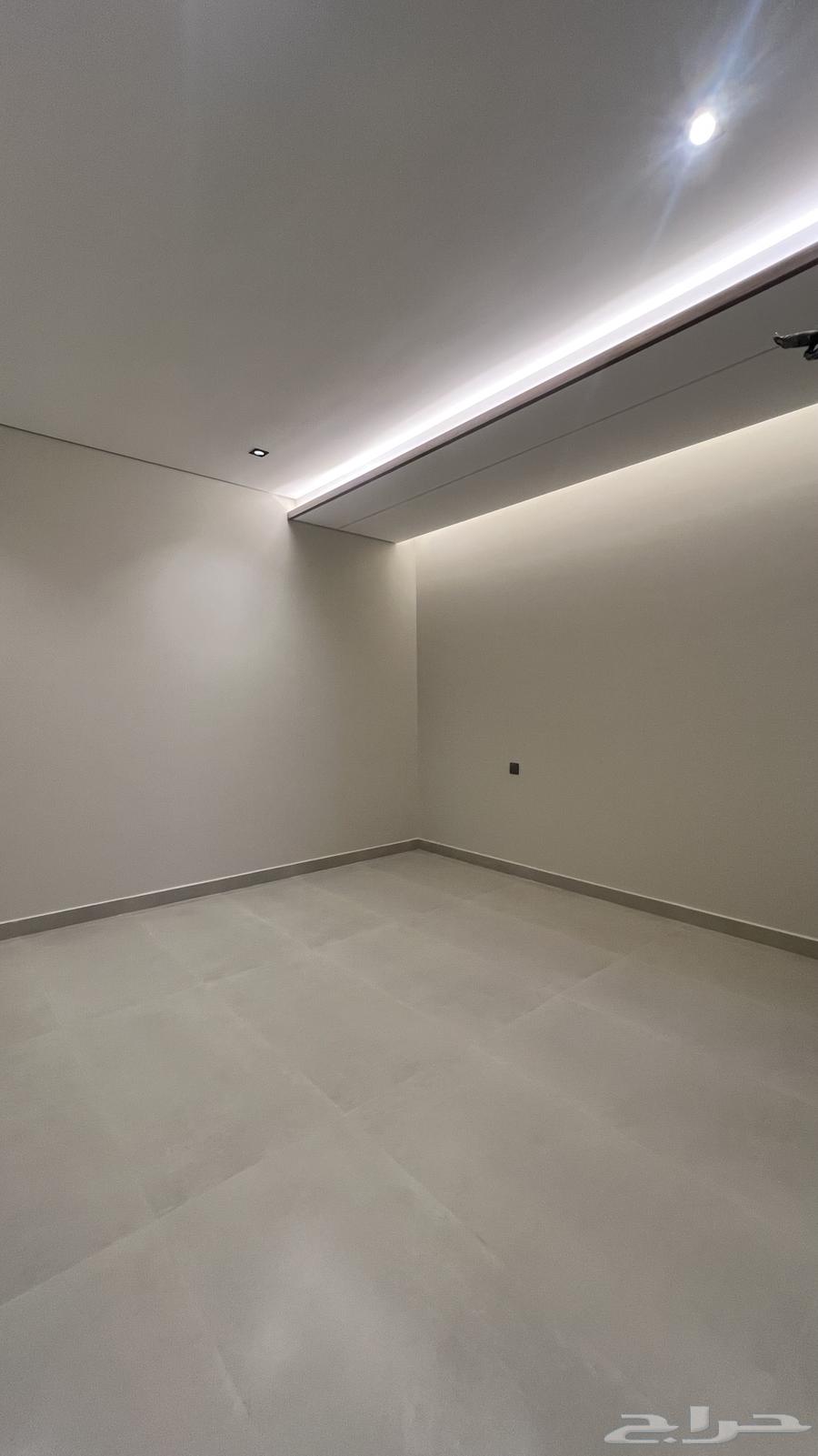 Luxury full-floor penthouse for sale in Al-Shuraim - Minar Al-Haramain62995655280129113