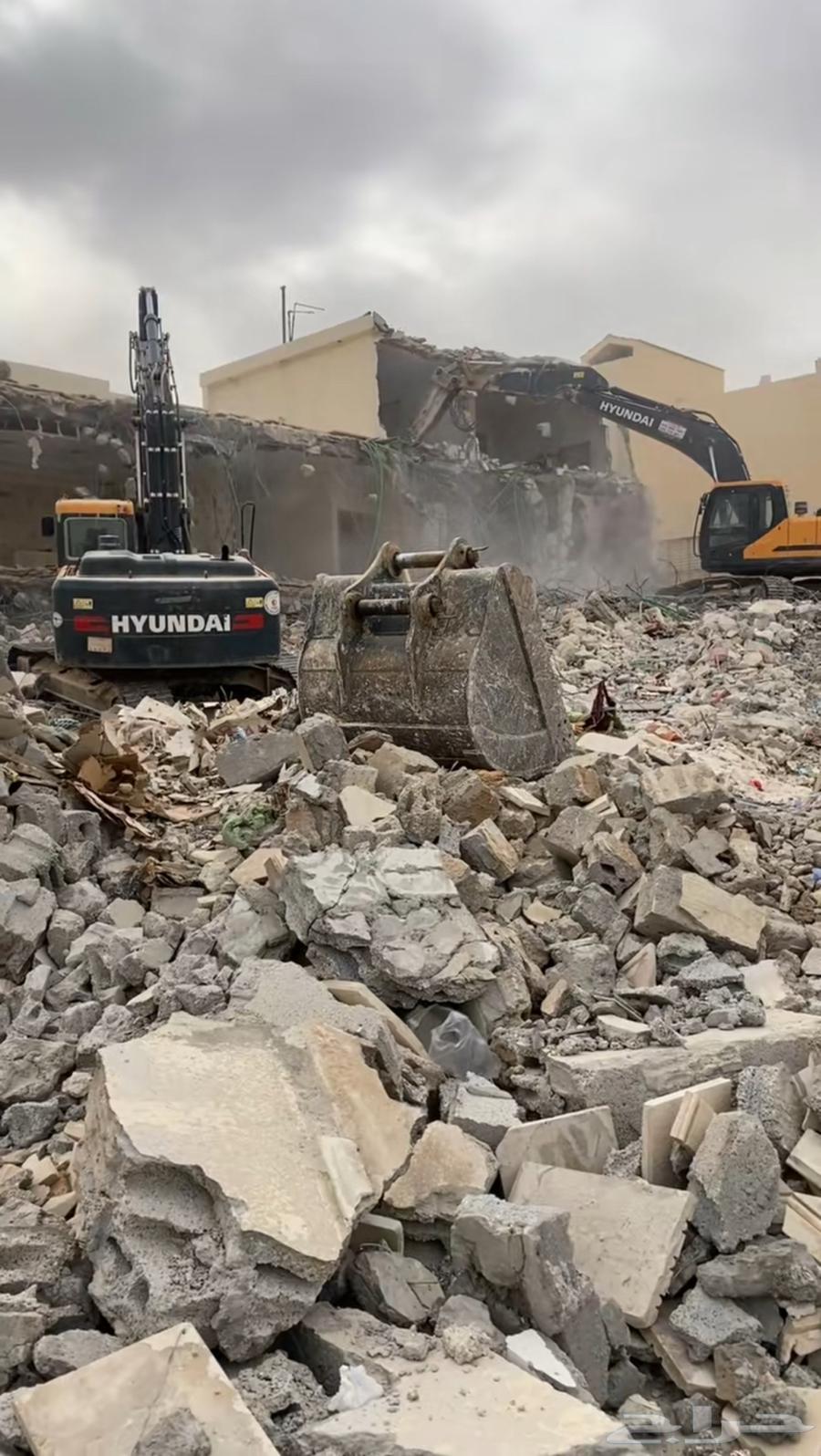 Free demolition and removal against contents, waste disposal, earthworks63005066026243113