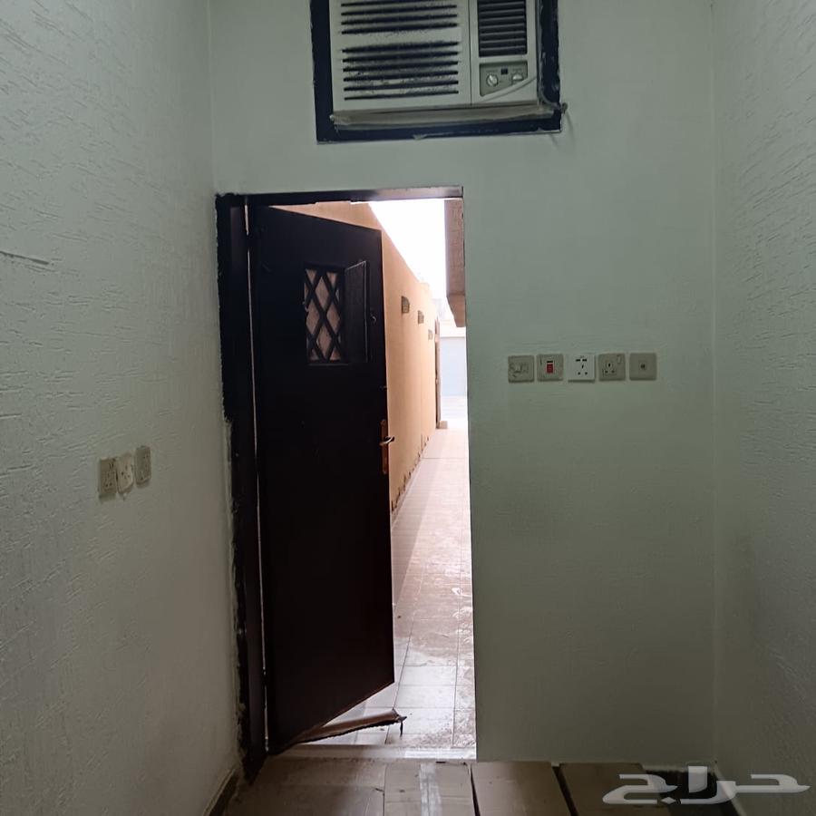 للإيجار غرفة سائق الرياض حي النرجس62995400759811112