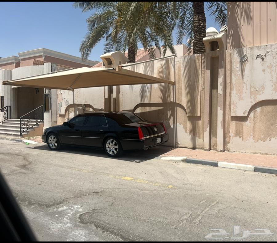 Cadillac DTS 2011 model, mileage 152,000, negotiable63616142664322112