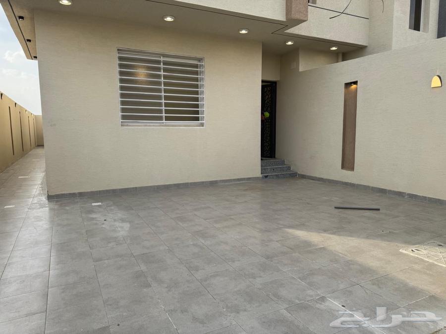 Eduar and Waraf for sale, Al-Mahallah neighborhood, plot 74463327504397955112