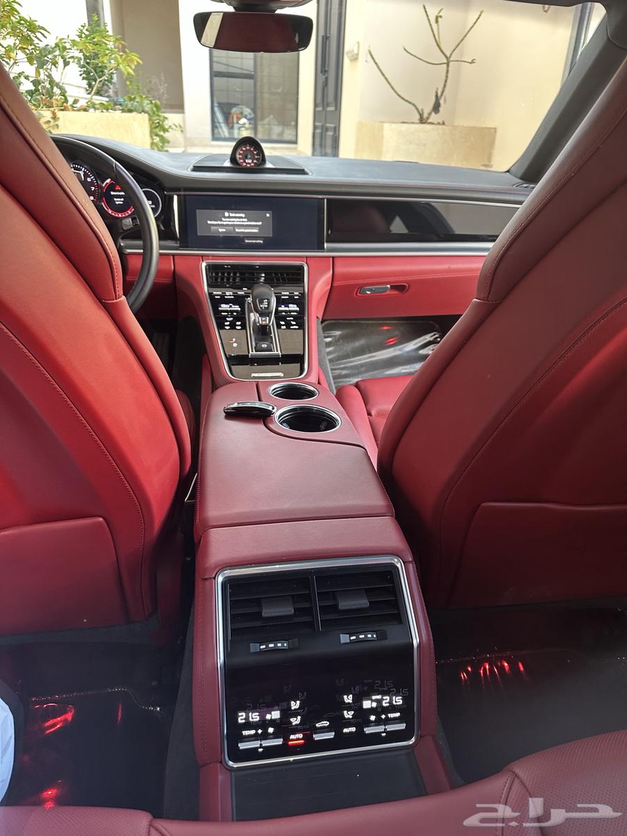 Porsche Panamera 2023 fully loaded63616137759875114