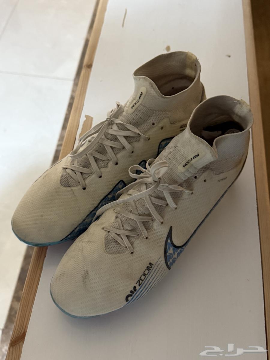 Original Nike shoes, size 43-44.63328313567105111