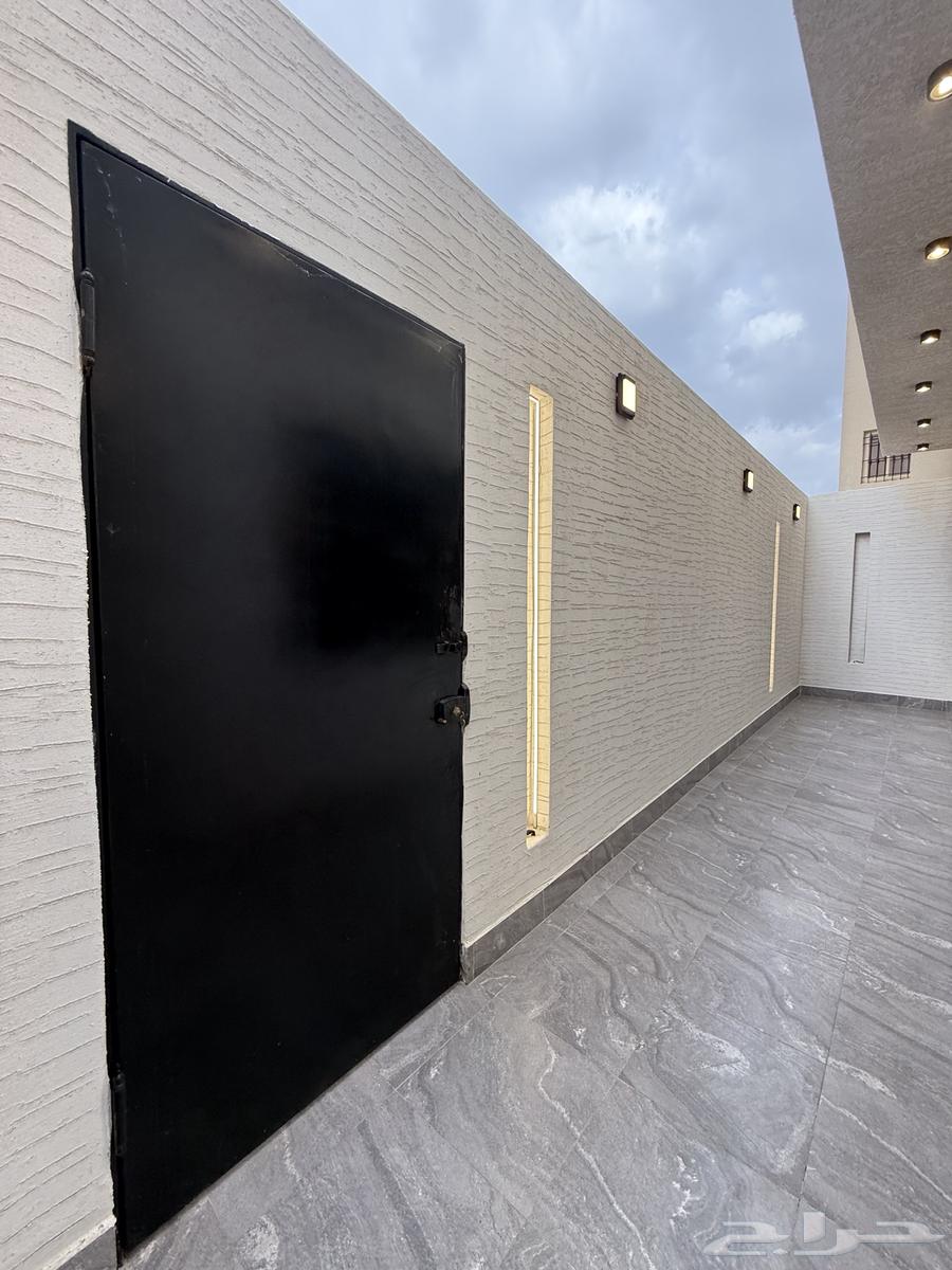 For sale: Modern luxury villas north of Al-Tadamun, Khamis Mushait62995655028737111