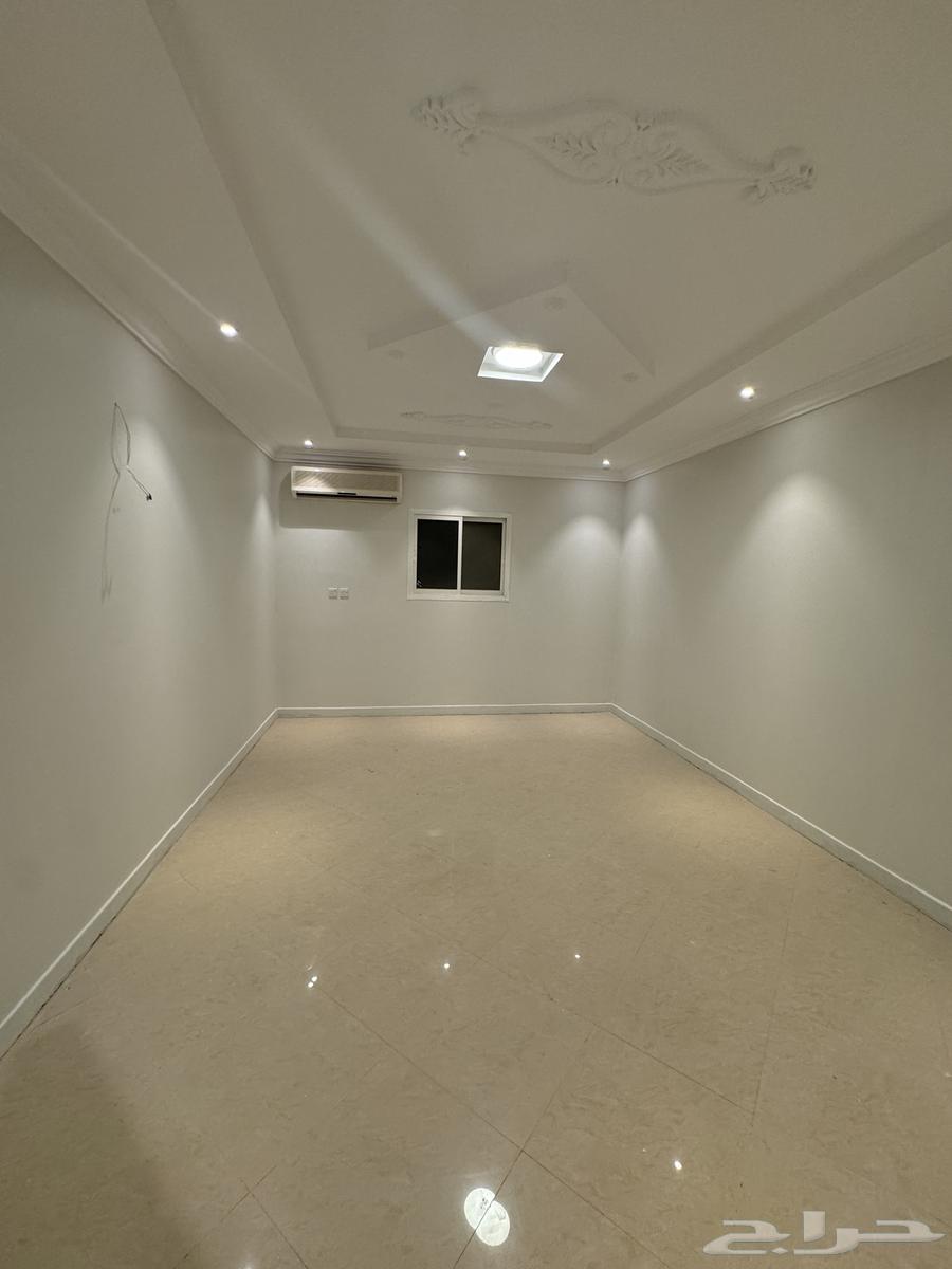 شقه ثلاث غرف وصاله للايجاربعماره بحي قرطبه مطبخ مكيفات راكب63005660699906112
