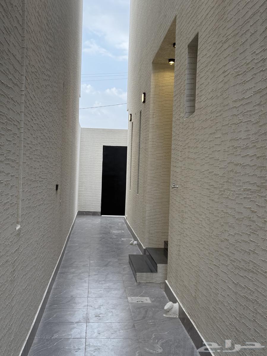 For sale: Modern luxury villas north of Al-Tadamun, Khamis Mushait62995655028737112