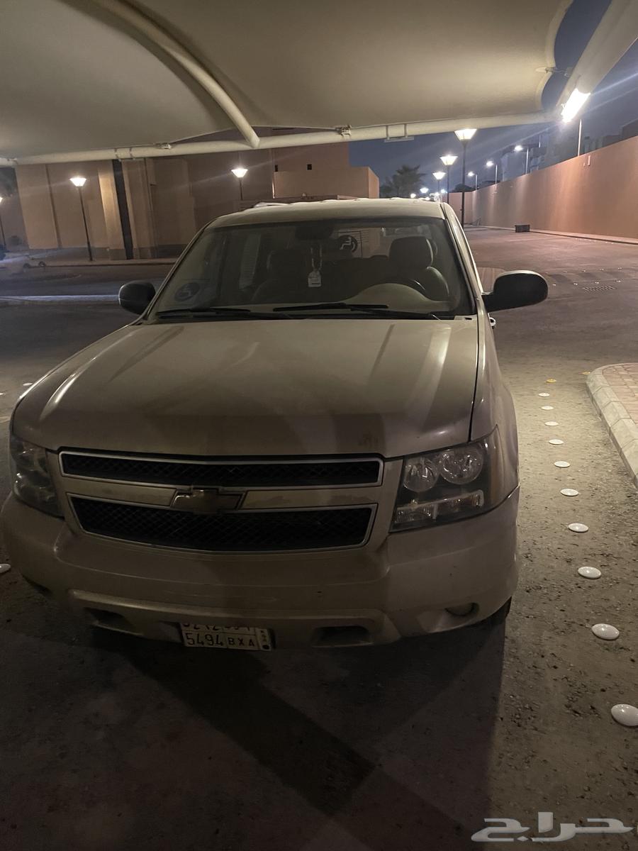 Tahoe 2008, condition: agency, except for small scratch in front bumper shown in picture not repaired63616147777409114