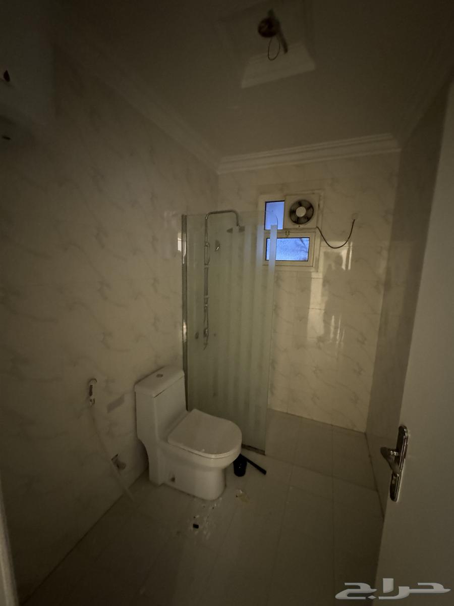 شقه ثلاث غرف وصاله للايجاربعماره بحي قرطبه مطبخ مكيفات راكب63005660699906114