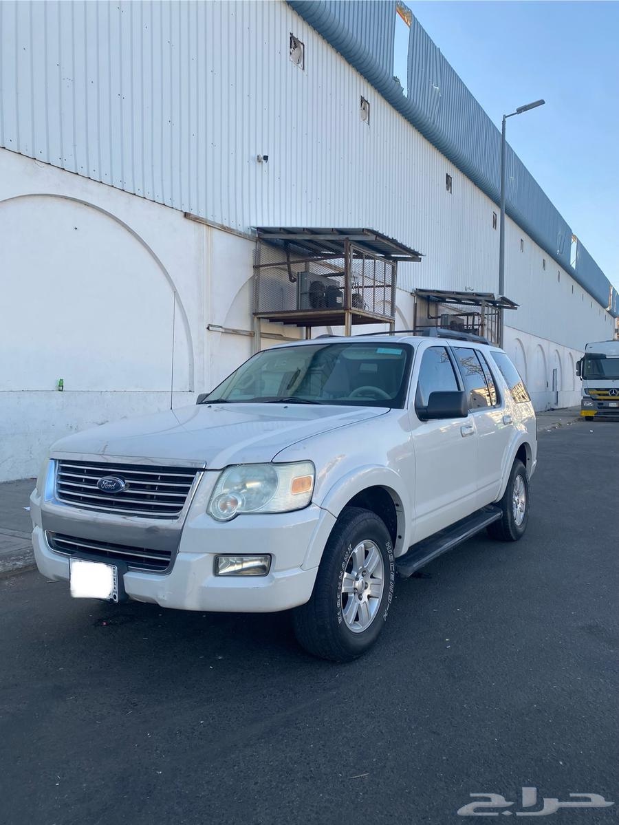 Ford Explorer V8 4.6 eight-cylinder double63005180754049111