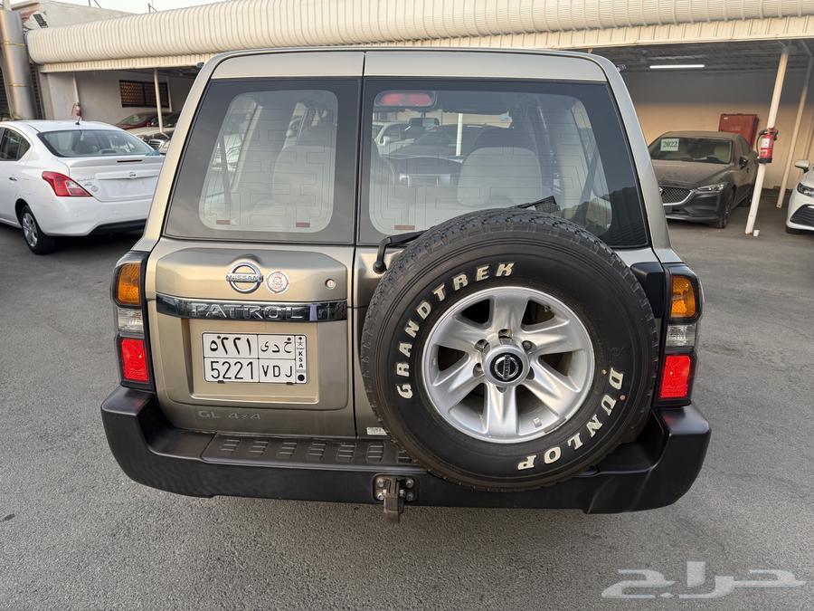 Nissan Patrol 201463005248121729114