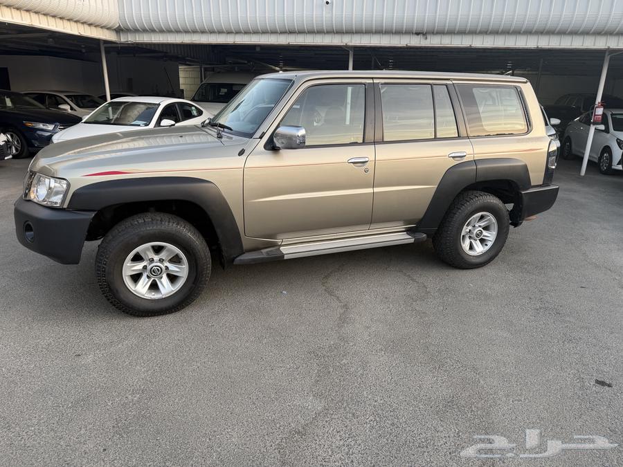 Nissan Patrol 201463005248121729111