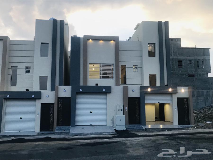 للبيع روف علوي مع ملحق درج داخلي وخارجي با المحاله63005802150658111
