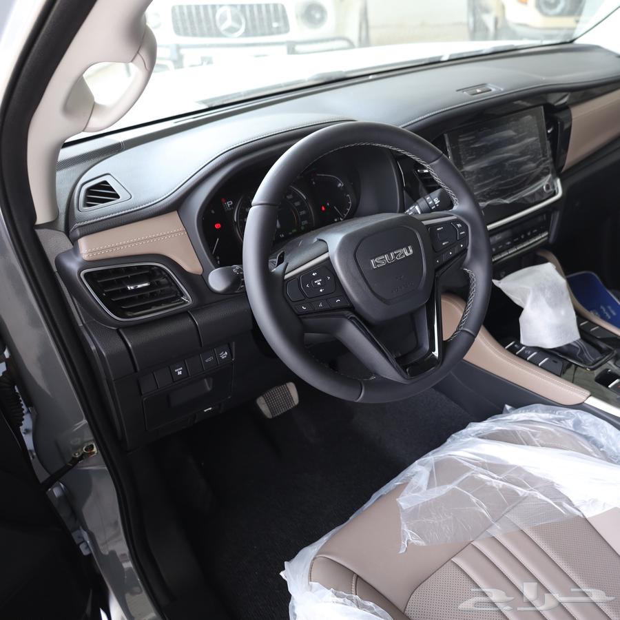 Isuzu MUX Full Option Double Cab 202563404064703491114