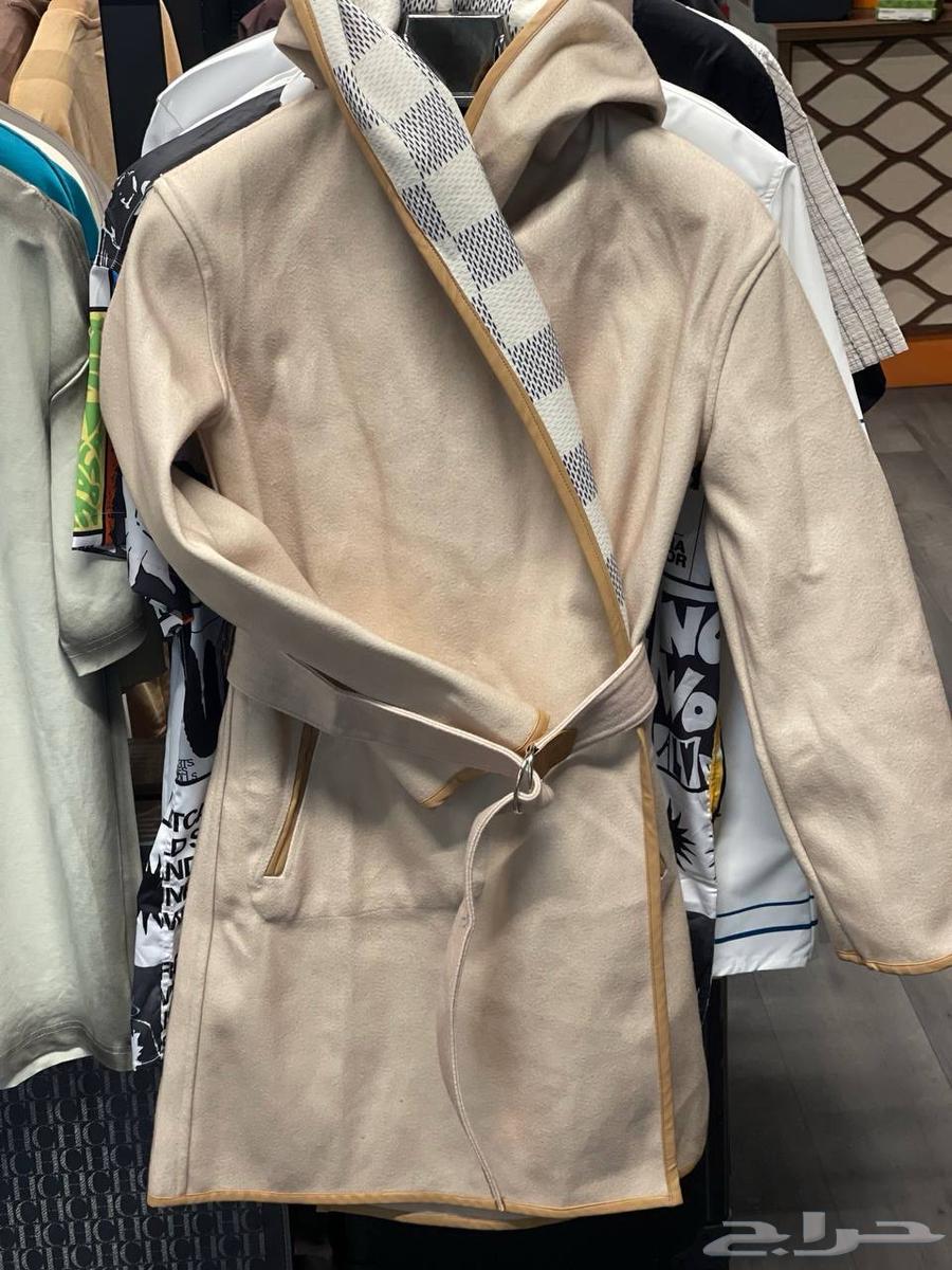Men's robe with two small lumps only63398437480835112