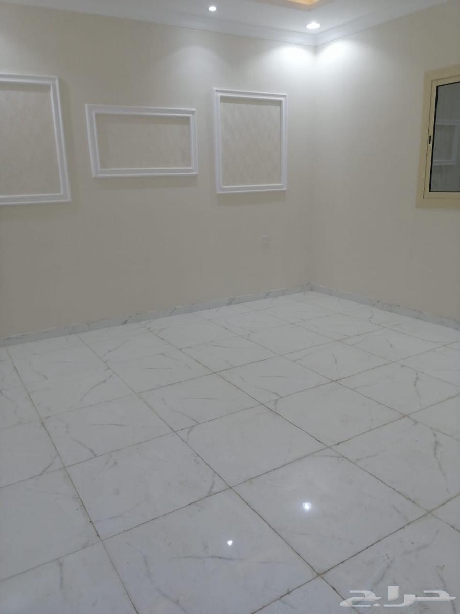 للبيع دور سكني تأسيس دورين وملحق حي الدفاع62995399292673111
