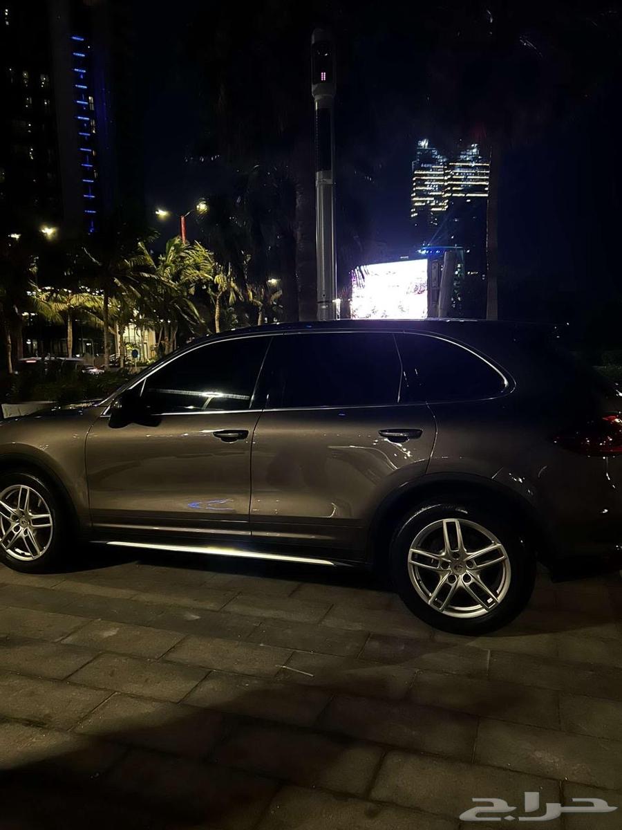 Selling a car located in Jeddah Al Aziziyah63616122000387112