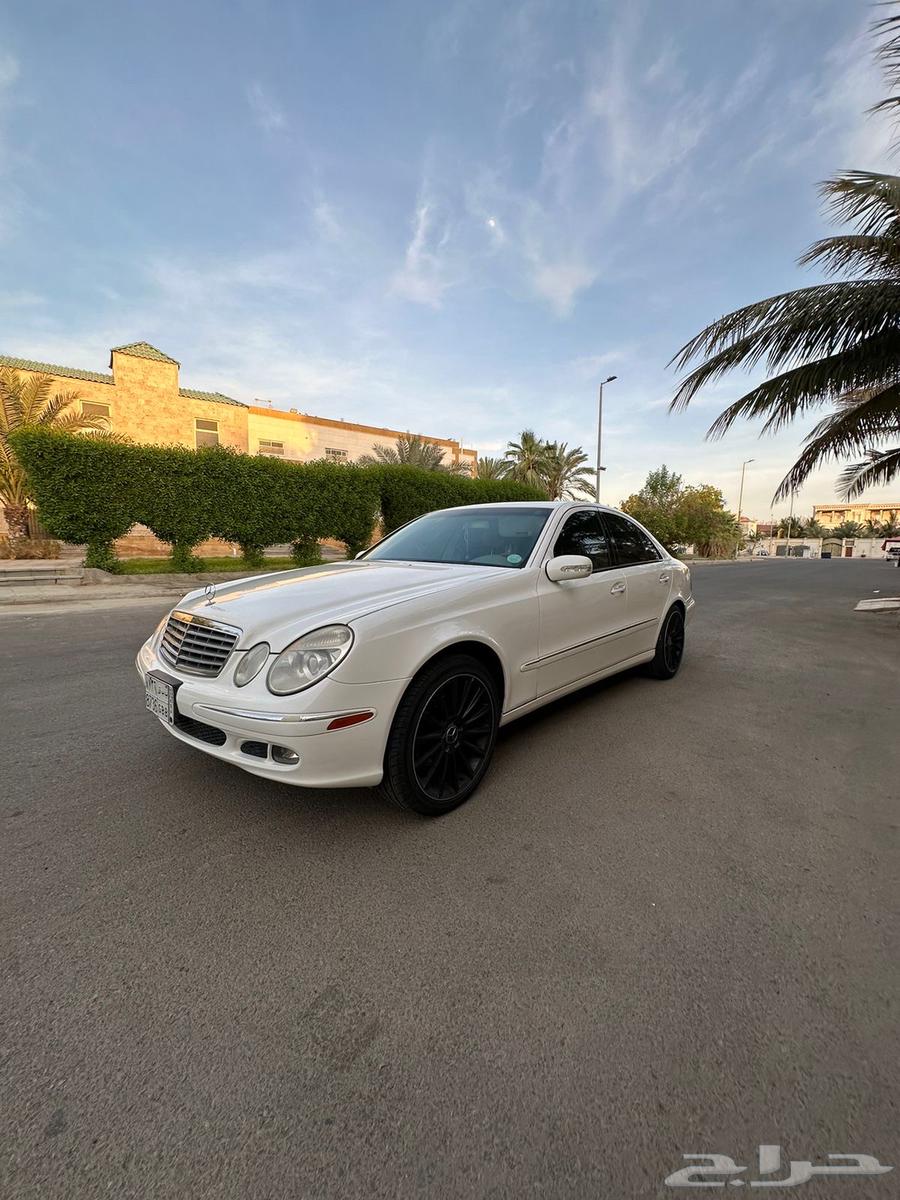 مرسيدس E35063400857723393114