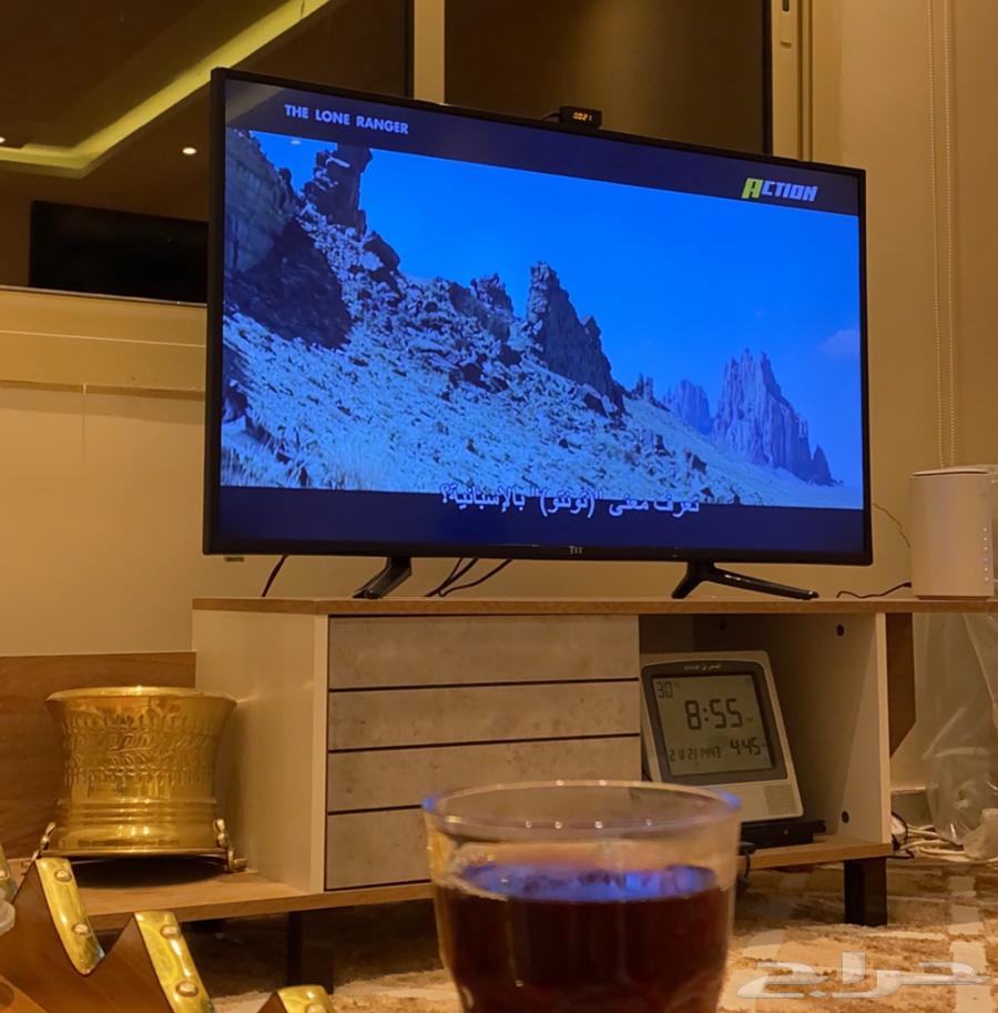 شاشة وطاولة شاشة للبيع63379974918274113
