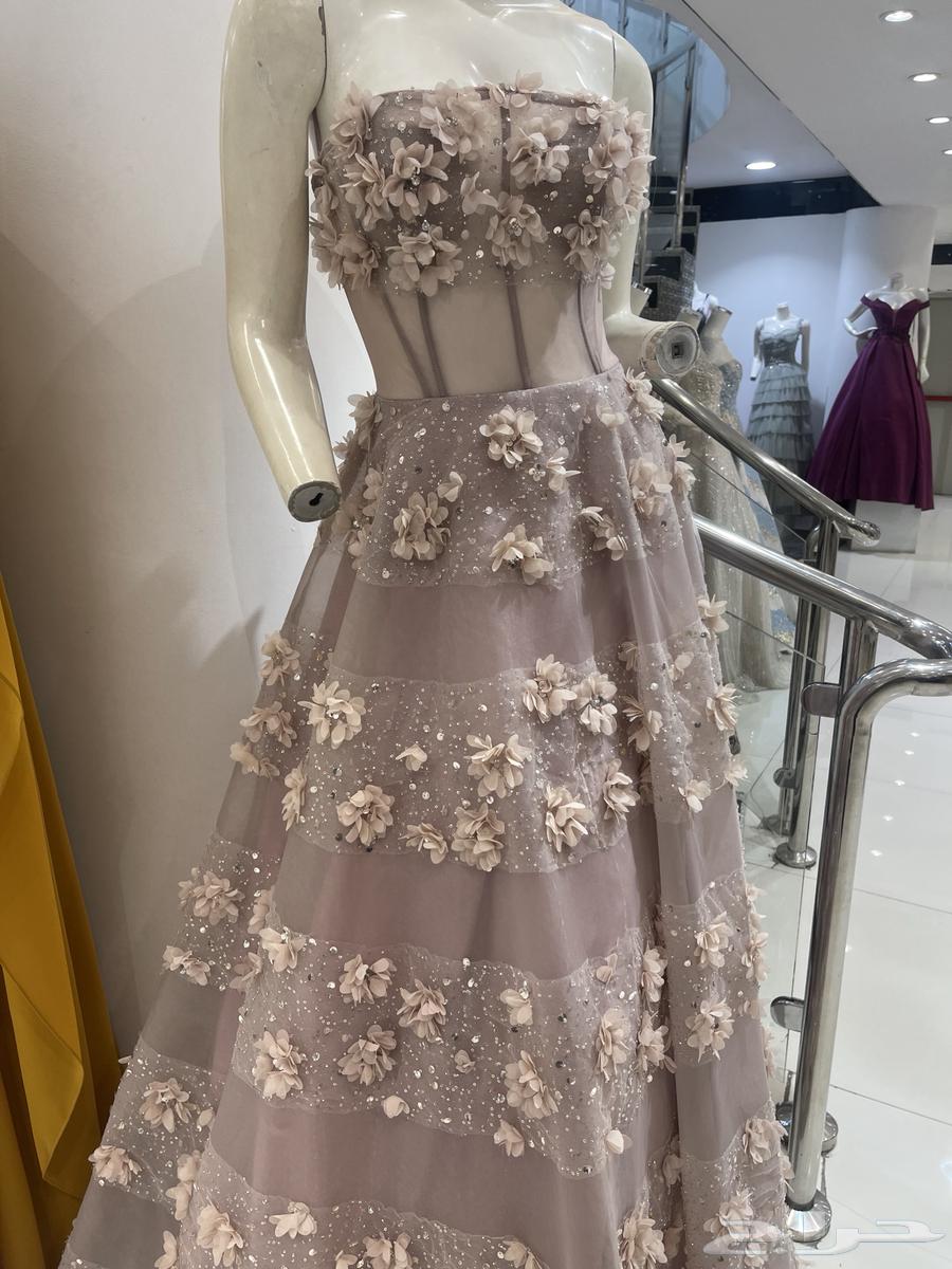 Luxurious evening dress63379914341507111
