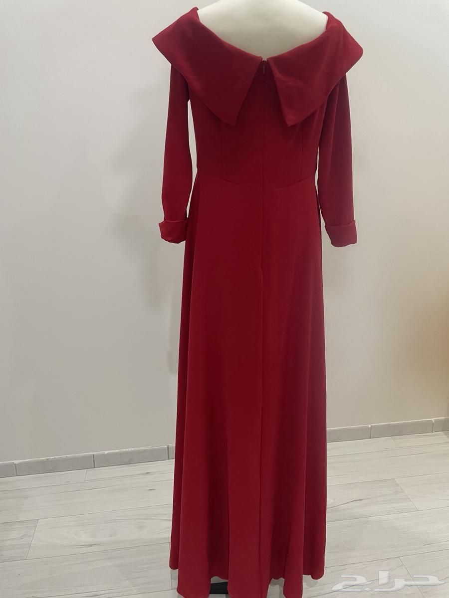 فستان احمر نظيف جدا63379974058882112