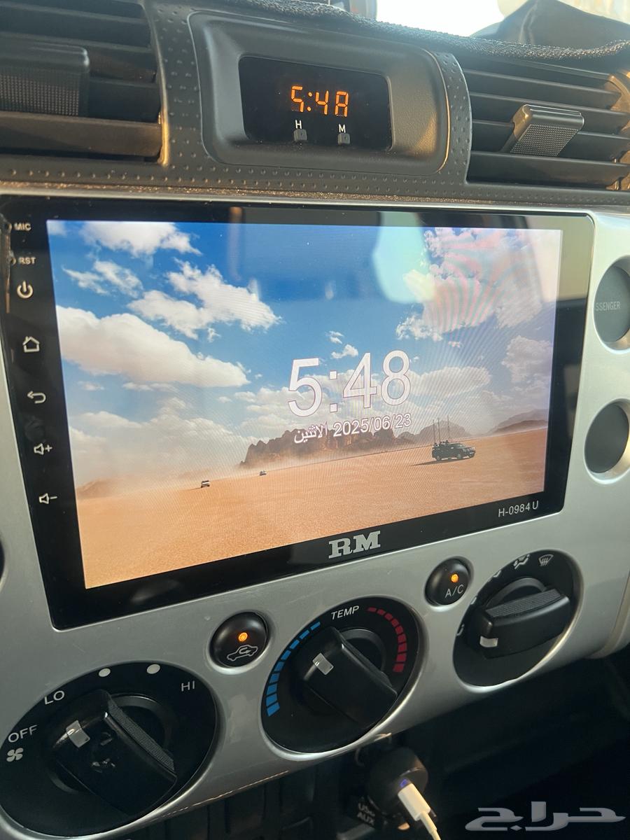 شاشة رود ماستر roadmaster شبة جديدةراكبه على اف جي و كرايسلر63403545147137111