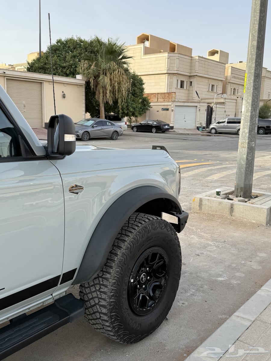 برونكو وايلد تراك 202363404086641921112