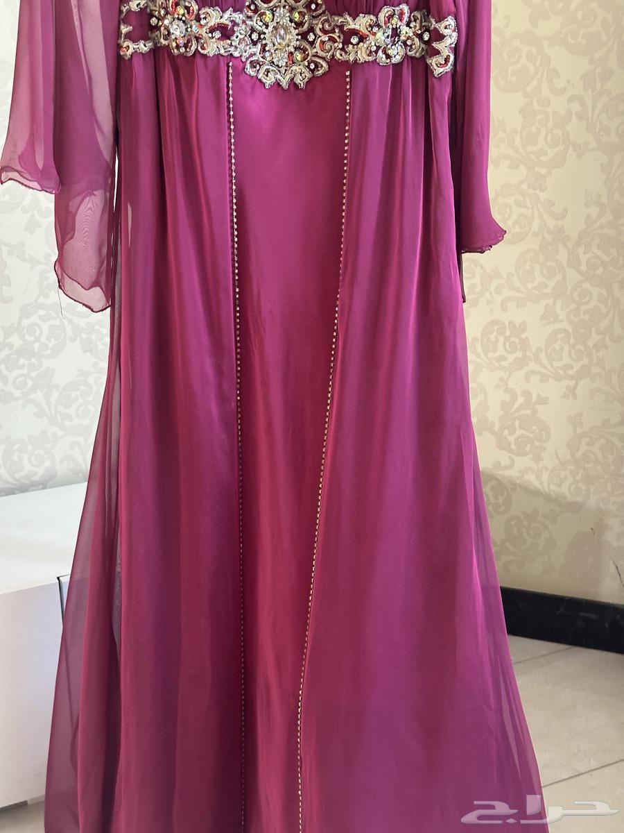 جلابيات 2 للبيع 130 و واحده 12063394634672001112
