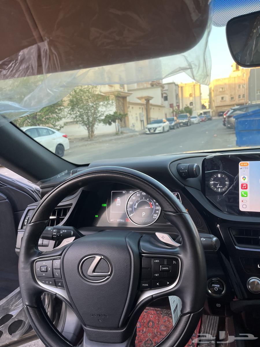 لكزس es2023 300h النص فل63403573710977111