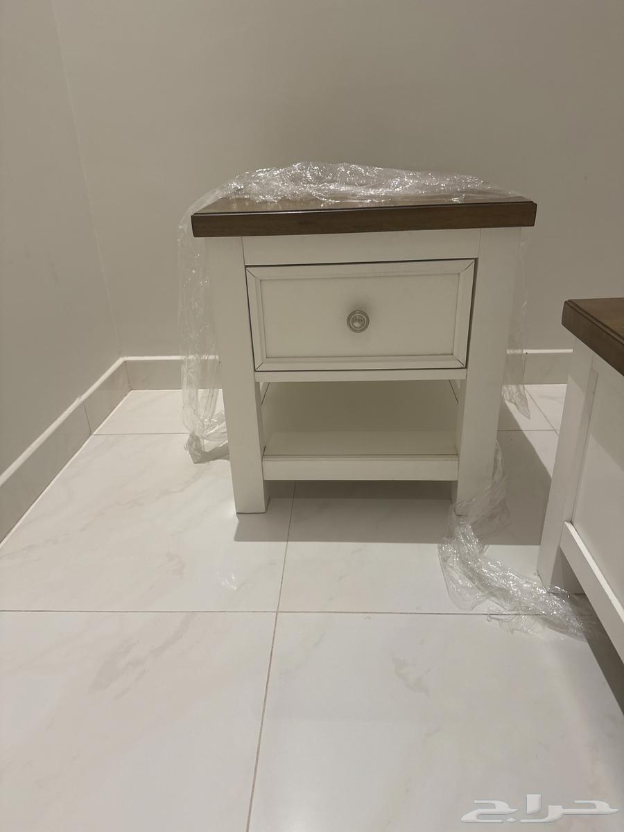طاولة وسط وطاولات جانبية من اشلي63394644426626111