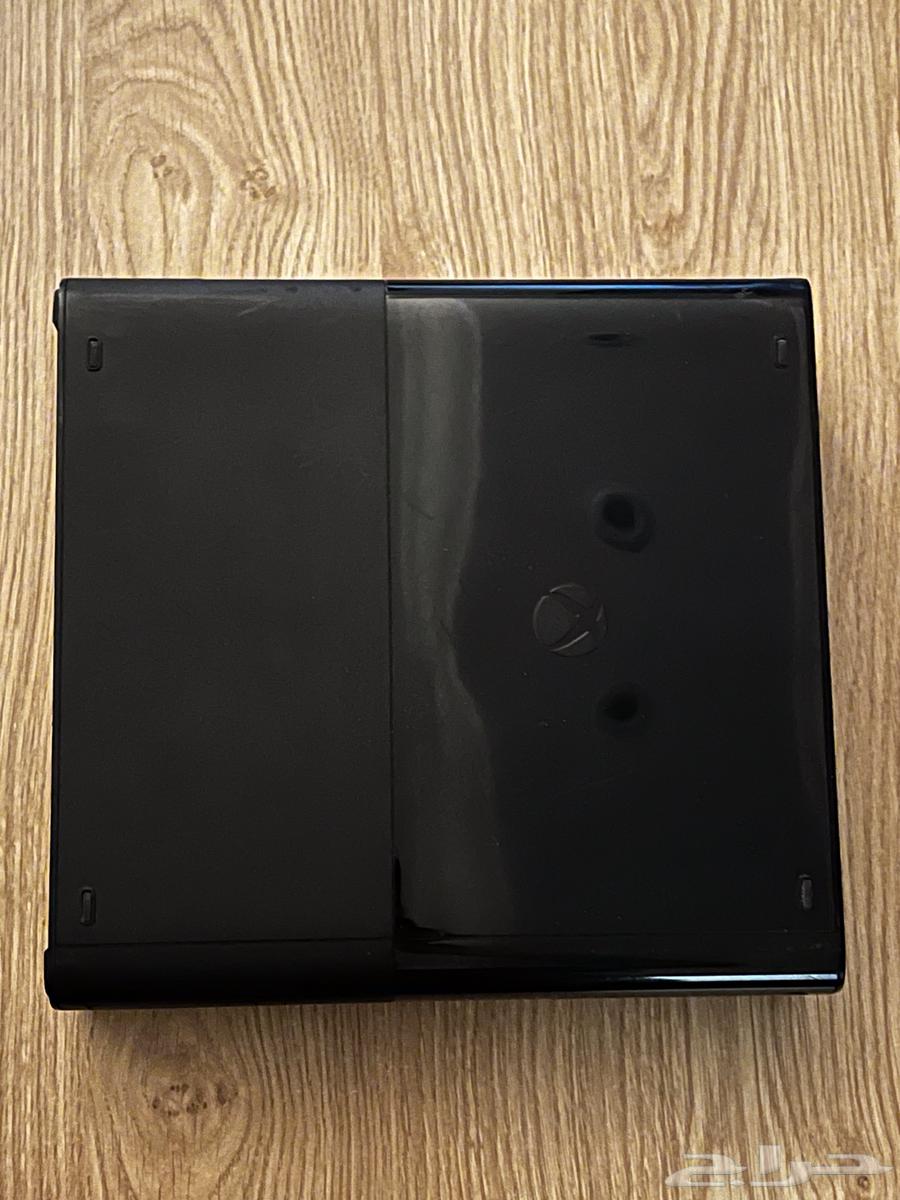 للبيع جهاز Xbox 360 ويد و12 شريط63402159552770111