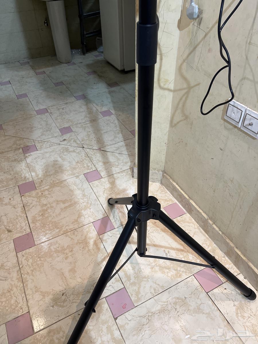 سماعة للمناسبات بصوت عالي وفخم مع استاند للتثبيت63399759363715113