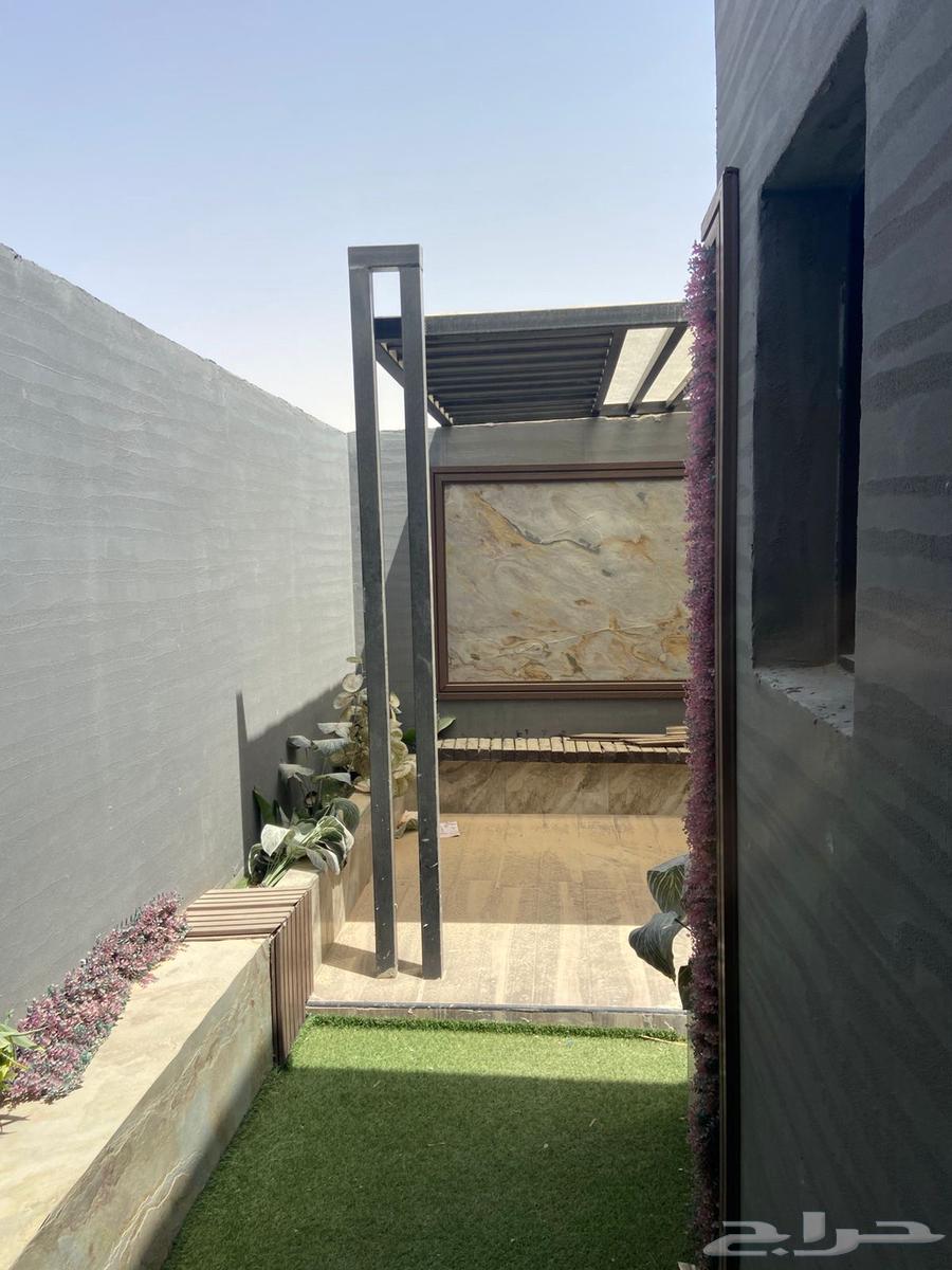 سكن أحلامك بانتظارك شقة بالرمال بسعر مغري   700 ألف فقط63380366749569113