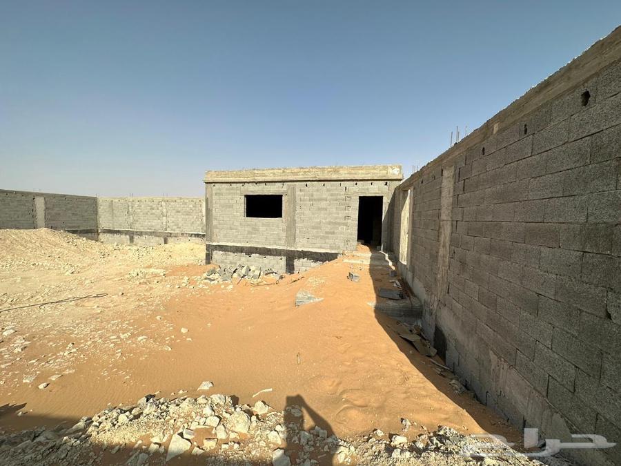 للبيع ارض مبني علها الاسوار63380052752003112