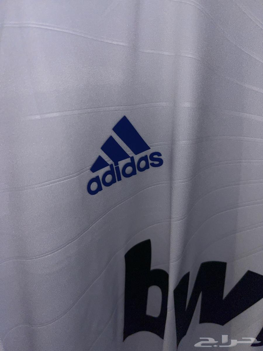 Real Madrid Rare Jersey with Ronaldo Name Real Madrid Ronaldo63392009646722112
