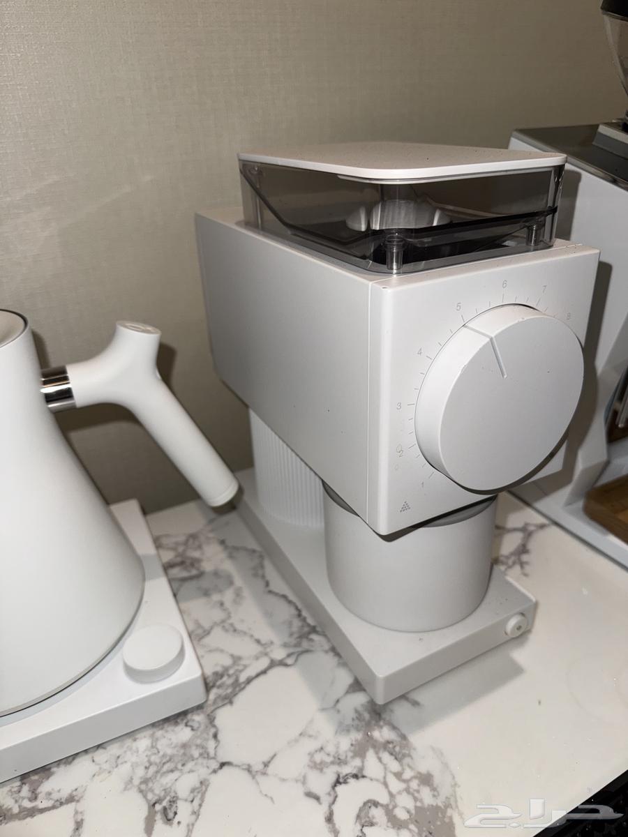 Philips Velo 2nd Edition Grinder and Philips Velo Kettle63392728081537112